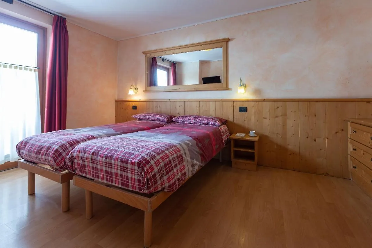 Aparthotel La Grolla Rooms & Apartments Livigno Itálie