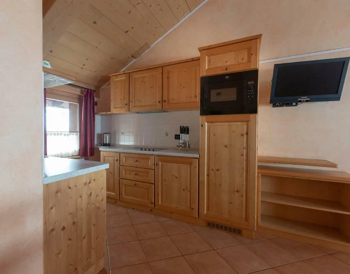La Grolla Rooms & Apartments Livigno Aparthotel